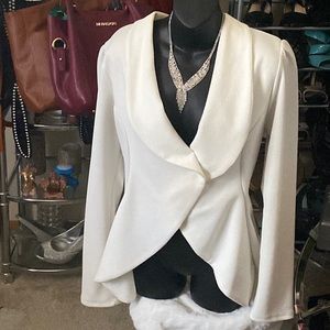 Off white layered blazer.